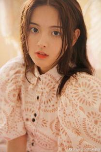 爆料娱乐圈杨超越是谁,杨超越是谁？揭秘这位话题女星的背后故事